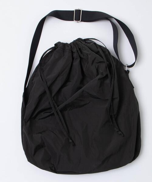 WEGO（ウィゴー）の「WEGO/ドロストBIGショルダー（ショルダーバッグ・レディース・スミクロ/ライトグレー/オフホワイト・FREE）」の6枚目の写真