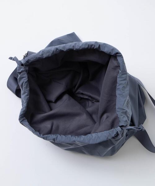 WEGO（ウィゴー）の「WEGO/ドロストBIGショルダー（ショルダーバッグ・レディース・スミクロ/ライトグレー/オフホワイト・FREE）」の14枚目の写真