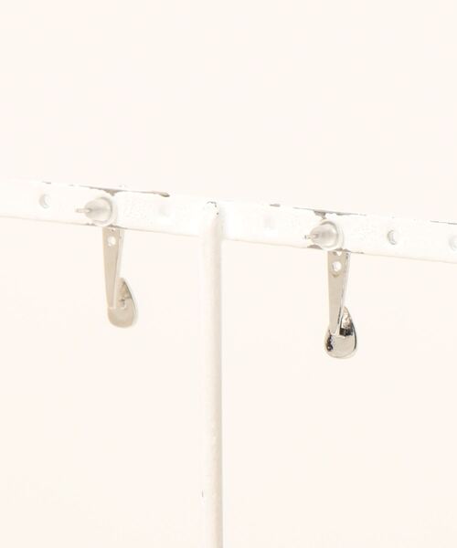 LA VORAGINE（ラ ヴォラジネ）の「（ポスト：925シルバー）アレルギー対応ピアス（ピアス（両耳用）・レディース・シルバー/ゴールド・M）」の11枚目の写真