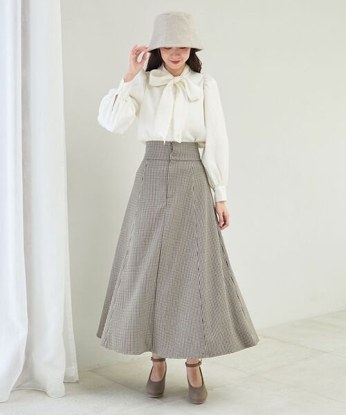 MAJESTIC LEGON(マジェスティックレゴン)の「バリエボウタイブラウス(シャツ/ブラウス・レディース・グレー系その他/ライトグレー/アイボリー/ピンク系その他2・MEDIUM)」の8枚目の写真