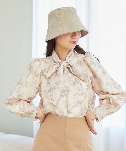 MAJESTIC LEGON(マジェスティックレゴン)の「バリエボウタイブラウス(シャツ/ブラウス・レディース・グレー系その他/ライトグレー/アイボリー/ピンク系その他2・MEDIUM)」の22枚目の写真