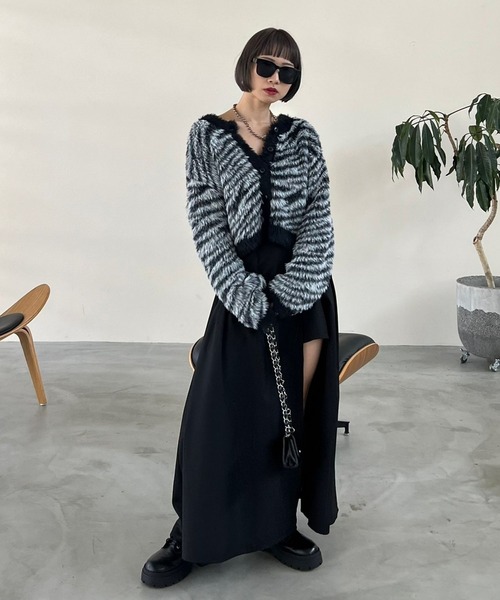 PAGEBOY(ページボーイ)の「キャンディフェザーカーディガン(カーディガン/ボレロ・レディース・オフホワイト/グレー/ゼブラ/ブラック/ピンク系その他/オレンジ/ラベンダー・FREE)」の19枚目の写真