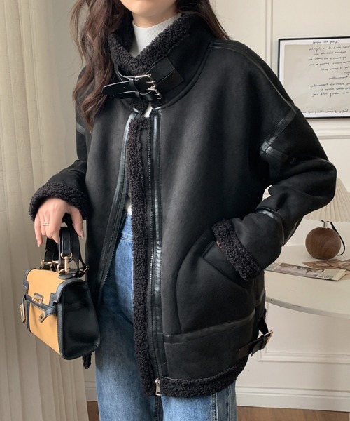 ABITOKYO（アビトーキョー）の「ボアフェイクムートンフライトジャケットブルゾン（ムートンコート・レディース・ブラック/ブラウン・FREE）」の15枚目の写真