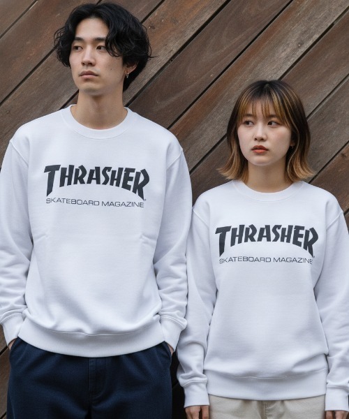 THRASHER(スラッシャー)の「MAG LOGO CREW SWEAT/スラッシャーロゴスウェットトレーナー(スウェット・メンズ・アッシュグレー/ダークグリーン/ブラック×ホワイト/ホワイト×ブラック/ネイビー・MEDIUM/LARGE/X-LARGE/XX-LARGE)」の3枚目の写真