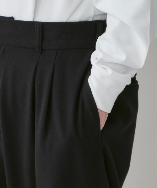 LUCY（ルーシー）の「LUCY/起毛TRワイドストレートスラックス（スラックス・メンズ・ブルー系その他/杢グレー/ブラック・MEDIUM/LARGE）」の8枚目の写真