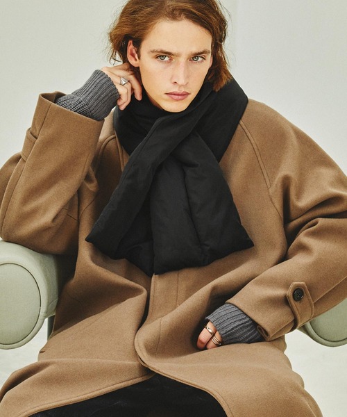 EMMA CLOTHES(エマクローズ)の「エコダウンマフラー EMMA CLOTHES(マフラー・メンズ・グレイッシュベージュ/ブラック/カーキ・FREE)」の19枚目の写真