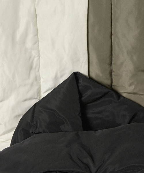 EMMA CLOTHES(エマクローズ)の「エコダウンマフラー EMMA CLOTHES(マフラー・メンズ・グレイッシュベージュ/ブラック/カーキ・FREE)」の14枚目の写真