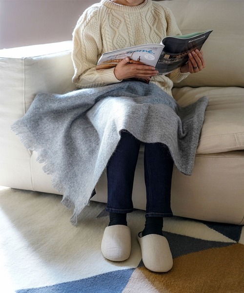 TIMELESS COMFORT（タイムレスコンフォート）の「【PIERRE QUIOC（ピエールキオック）】 Milene Etole（マフラー・レディース・グレー/アイボリー/ブラウン・ONE SIZE）」の2枚目の写真