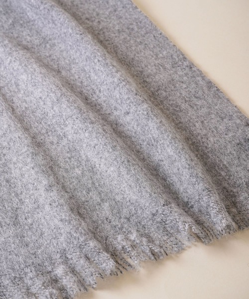 TIMELESS COMFORT（タイムレスコンフォート）の「【PIERRE QUIOC（ピエールキオック）】 Milene Etole（マフラー・レディース・グレー/アイボリー/ブラウン・ONE SIZE）」の6枚目の写真