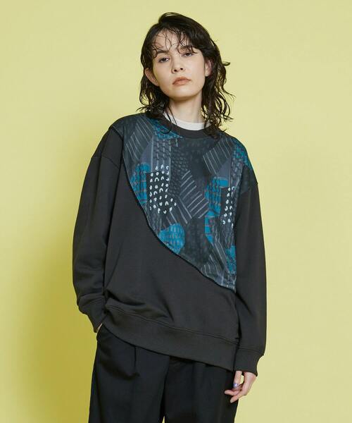 FRAPBOIS（フラボア）の「クラッカースウェット（スウェット・レディース・グレー/チャコールグレー・1/2）」の2枚目の写真