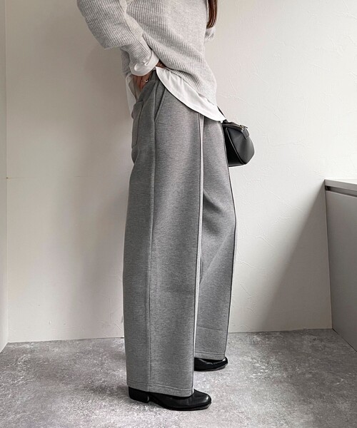 fredy emue（フレディエミュ）の「ダンボールニットワイドパンツ（その他パンツ・レディース・グレー/ブラック・38/36）」の17枚目の写真