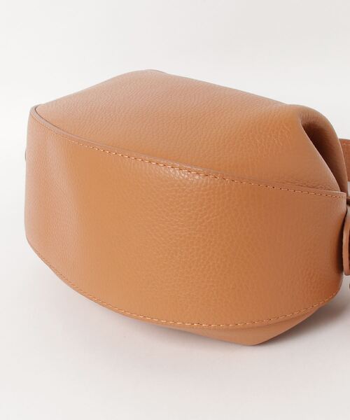 PAOLA NUTTI  （パオラヌッティ）の「【PAOLA NUTTI】２WAYショルダーバック PNJ104（ショルダーバッグ・レディース・ブラック/キャメル・FREE）」の6枚目の写真