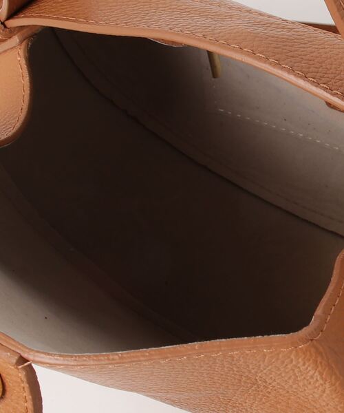 PAOLA NUTTI  （パオラヌッティ）の「【PAOLA NUTTI】２WAYショルダーバック PNJ104（ショルダーバッグ・レディース・ブラック/キャメル・FREE）」の7枚目の写真