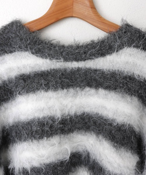 andme(アンドミー)の「モヘアライク2wayマルチボーダー長袖ニットトップスカーディガン(ニット/セーター・レディース・ベージュ/チャコールグレー/グレー・M)」の20枚目の写真