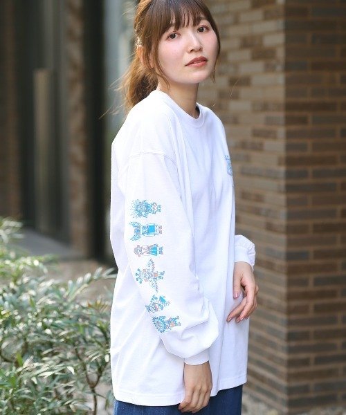 チチカカ（チチカカ）の「カッチーナズプリントロングＴシャツ（Tシャツ/カットソー・レディース・グリーン/ブラック/ホワイト・FREE）」の5枚目の写真