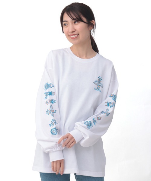 チチカカ（チチカカ）の「カッチーナズプリントロングＴシャツ（Tシャツ/カットソー・レディース・グリーン/ブラック/ホワイト・FREE）」の8枚目の写真