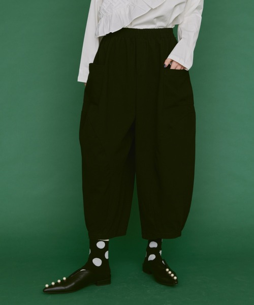 manana suerte(マニャーナスエルテ)の「ボリュームバルーンパンツ(その他パンツ・レディース・ブラック/ネイビー/ホワイト・FREE)」の9枚目の写真