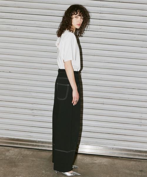 AIC.(エーアイシー)の「ステッチデザインカーブパンツ/SML展開(その他パンツ・レディース・ブラック・SMALL/LARGE/MEDIUM)」の6枚目の写真