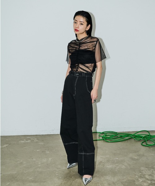 AIC.(エーアイシー)の「ステッチデザインカーブパンツ/SML展開(その他パンツ・レディース・ブラック・SMALL/LARGE/MEDIUM)」の2枚目の写真