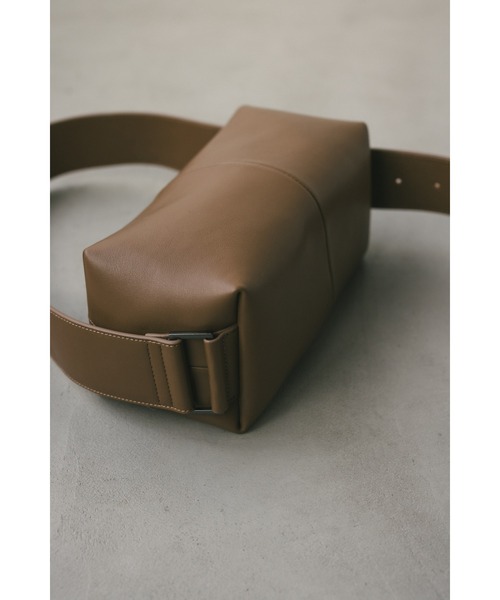 STYLEMIXER（スタイルミキサー）の「ワイドベルトスクエアバッグ（ショルダーバッグ・レディース・ホワイト/ライトブラウン/ブラック・FREE）」の21枚目の写真