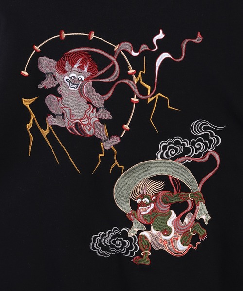 WESTSEA(ウエストシー)の「和柄トレーナー(風神雷神・富士×舞妓・龍虎・白熊×稲妻・金魚×桜・鯉)(スウェット・メンズ・ブラック/ブラック系その他/杢グレー/グレー系その他/ブラック系その他2/ブラック系その他3/ブラック系その他4/グレー系その他2/グレー系その他3/グレー系その他4/グレー系その他6/ブラック系その他5/グレー系その他5/ブラック系その他6・M/L/XL)」の16枚目の写真