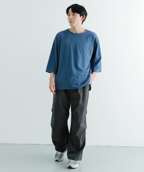 ITEMS URBANRESEARCH（アイテムズ アーバンリサーチ）の「撥水×イージーケア パラシュートパンツ（その他パンツ・メンズ・ブラック/チャコールグレー・MEDIUM/LARGE）」の18枚目の写真