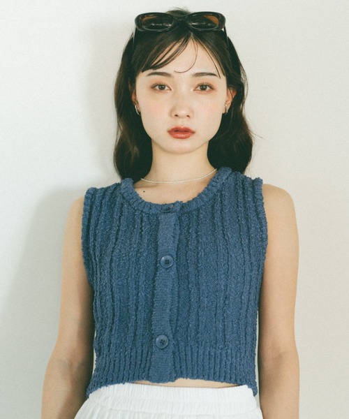 VANNIE U(ヴァニーユー)の「スラブニットベスト(ベスト・レディース・ネイビー/ピンク/アイボリー・FREE)」の18枚目の写真