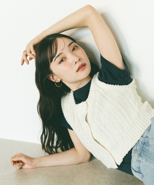 VANNIE U(ヴァニーユー)の「スラブニットベスト(ベスト・レディース・ネイビー/ピンク/アイボリー・FREE)」の10枚目の写真