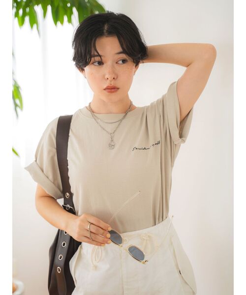 Ungrid（アングリッド）の「オーガビッツコットンエンブロイダリーTee（Tシャツ/カットソー・レディース・ブラック/ベージュ/オフホワイト・FREE）」の3枚目の写真