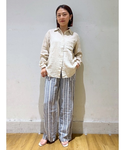 GAP(ギャップ)の「リネン混 ワイド プルオンパンツ(その他パンツ・レディース・ベージュ/ネイビー・L/S/M/XXS/XS)」の14枚目の写真