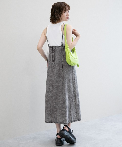 RAGEBLUE（レイジブルー）の「スリットデニムキャミワンピース（ワンピース・レディース・ブルー/ブラック・FREE）」の18枚目の写真