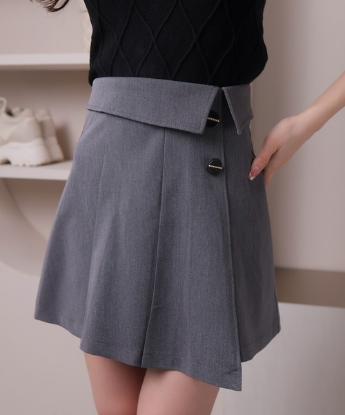 LIPSERVICE（リップサービス）の「インナーSPT付アシメプリーツスカート（スカート・レディース・ホワイト/ブラック/グレー・S/M）」の3枚目の写真