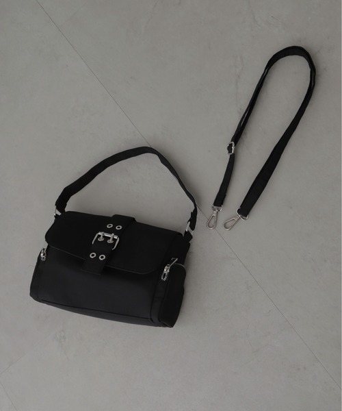 FREE'S MART(フリーズマート)の「◆ハトメベルトバッグ(ショルダーバッグ・レディース・ブラック/カーキ・フリ-)」の5枚目の写真