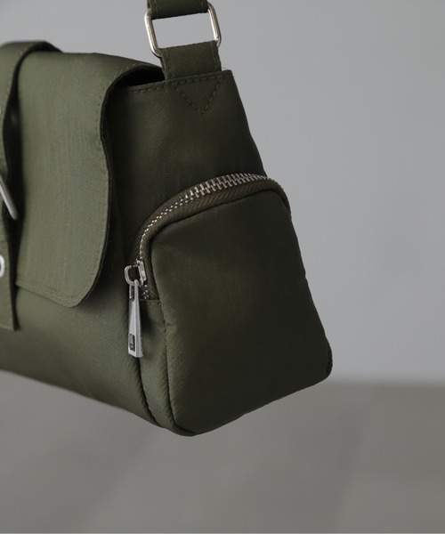 FREE'S MART(フリーズマート)の「◆ハトメベルトバッグ(ショルダーバッグ・レディース・ブラック/カーキ・フリ-)」の14枚目の写真