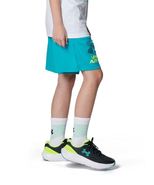 UNDER ARMOUR(アンダーアーマー)の「UAサージ4(ランニング/KIDS)(スニーカー・キッズ・ブラック系その他・22.5cm/23.5cm/24.5cm/25.0cm/23.0cm/24.0cm)」の6枚目の写真