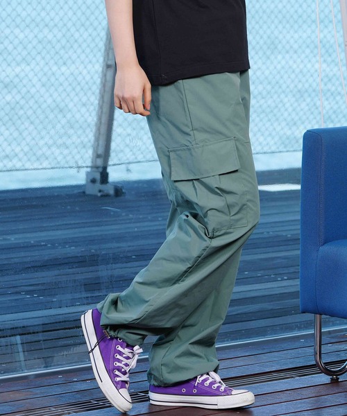 ムラサキスポーツ（ムラサキスポーツ）の「【ムラサキスポーツ限定】KOREA/コリア ナイロンカーゴパンツ ワイドルーズシルエット 韓国ストリート NZ5FKEEPER（カーゴパンツ・レディース・ブラック/カーキ/ピンク・FREE）」の14枚目の写真