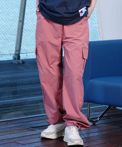 ムラサキスポーツ（ムラサキスポーツ）の「【ムラサキスポーツ限定】KOREA/コリア ナイロンカーゴパンツ ワイドルーズシルエット 韓国ストリート NZ5FKEEPER（カーゴパンツ・レディース・ブラック/カーキ/ピンク・FREE）」の18枚目の写真
