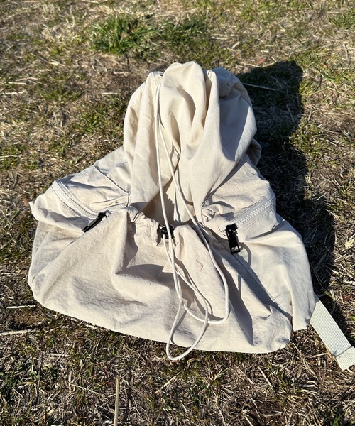 shrita（シュリータ）の「ドロストシャーリングナイロンバックパック（バックパック/リュック・キッズ・ライトブルー/ブラック/ベージュ・FREE）」の17枚目の写真