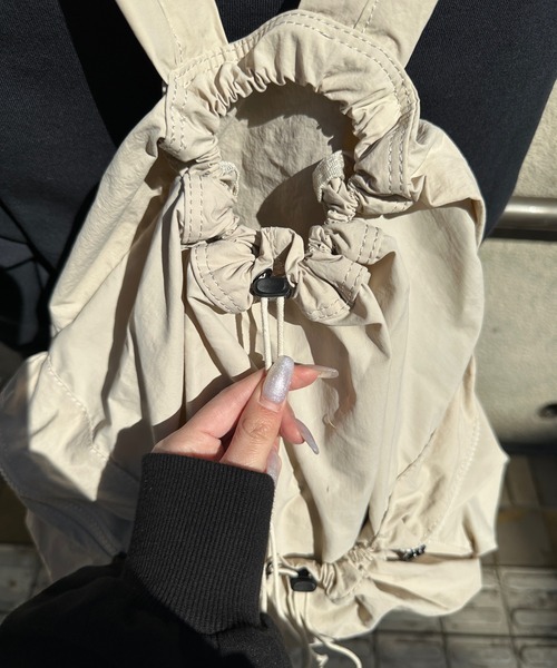 shrita（シュリータ）の「ドロストシャーリングナイロンバックパック（バックパック/リュック・キッズ・ライトブルー/ブラック/ベージュ・FREE）」の15枚目の写真