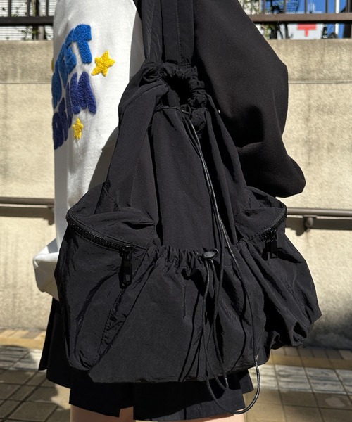 shrita（シュリータ）の「ドロストシャーリングナイロンバックパック（バックパック/リュック・キッズ・ライトブルー/ブラック/ベージュ・FREE）」の10枚目の写真