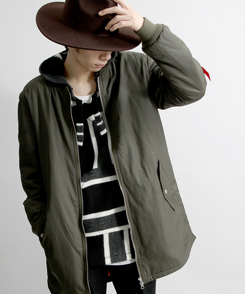 WEGO（ウィゴー）の「WEGO/パデッドロングMA-1（ミリタリージャケット・メンズ・ブラック/カーキ・MEDIUM/LARGE）」の2枚目の写真