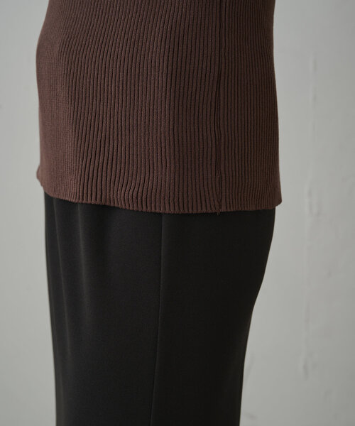 LOUNGEDRESS（ラウンジドレス）の「リブハーフスリーブニット