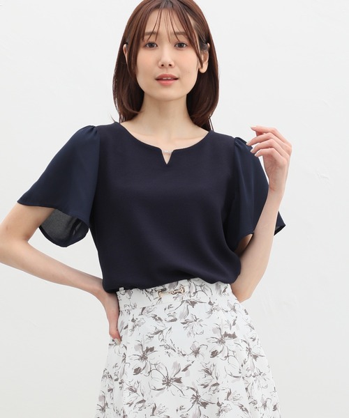 Honeys(ハニーズ)の「メタルパーツ付きトップス(Tシャツ/カットソー・レディース・アイボリー/ボルドー/ネイビー/ラベンダー・S/M/L/LL)」の10枚目の写真