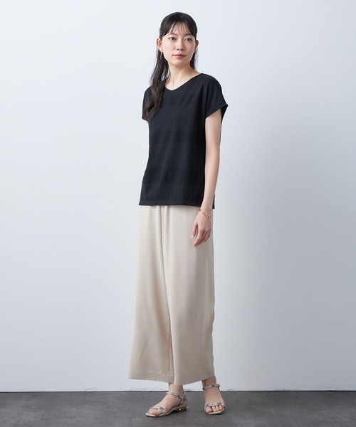 A/C DESIGN BY ALPHA CUBIC（エーシーデザインバイアルファキュービック）の「マルチボーダープルオーバー（Tシャツ/カットソー・レディース・ブラック/ネイビー/ライトグレー・LL/L/M）」の5枚目の写真