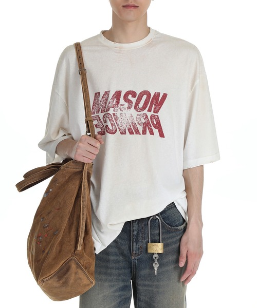 MASONPRINCE(メイソンプリンス)の「オーバーサイズ 汚れ加工 反転ロゴデザイン Tシャツ DT4252【MASONPRINCE】(Tシャツ/カットソー・メンズ・グレー/ブラック/ホワイト・S/M/L)」の2枚目の写真