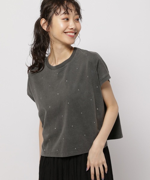 niko and...(ニコアンド)の「スタッズフレンチショートTシャツ(Tシャツ/カットソー・レディース・チャコール/オフホワイト/グレー・FREE)」の14枚目の写真