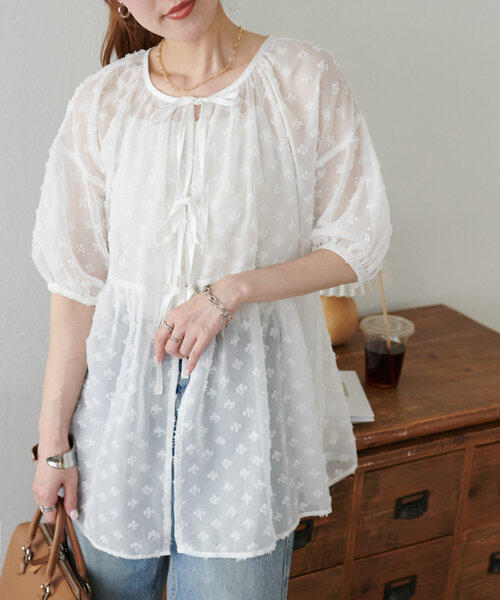 DISCOAT（ディスコート）の「【WEB限定】前後2WAYシアードットブラウス（シャツ/ブラウス・レディース・ホワイト/アイボリー/ブラック・FREE）」の4枚目の写真