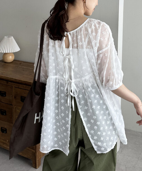 DISCOAT（ディスコート）の「【WEB限定】前後2WAYシアードットブラウス（シャツ/ブラウス・レディース・ホワイト/アイボリー/ブラック・FREE）」の8枚目の写真