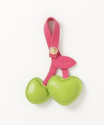 HIKA（ヒカ）の「【HIKA】さくらんぼレザーバッグチャーム（キーホルダー）」