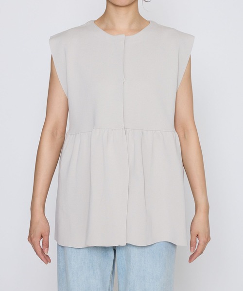 saloon（サルーン）の「SALOON(サルーン)/ペプラムニットベスト【手洗い可】（ベスト・レディース・ブラック/アイボリー・FREE）」の15枚目の写真